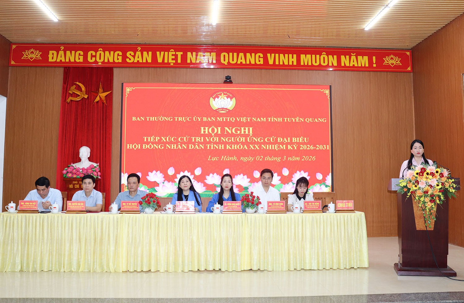 Ứng cử viên đại biểu HĐND tỉnh đơn vị bầu cử số 4 tiếp xúc cử tri vận động bầu cử tại xã Lực Hành