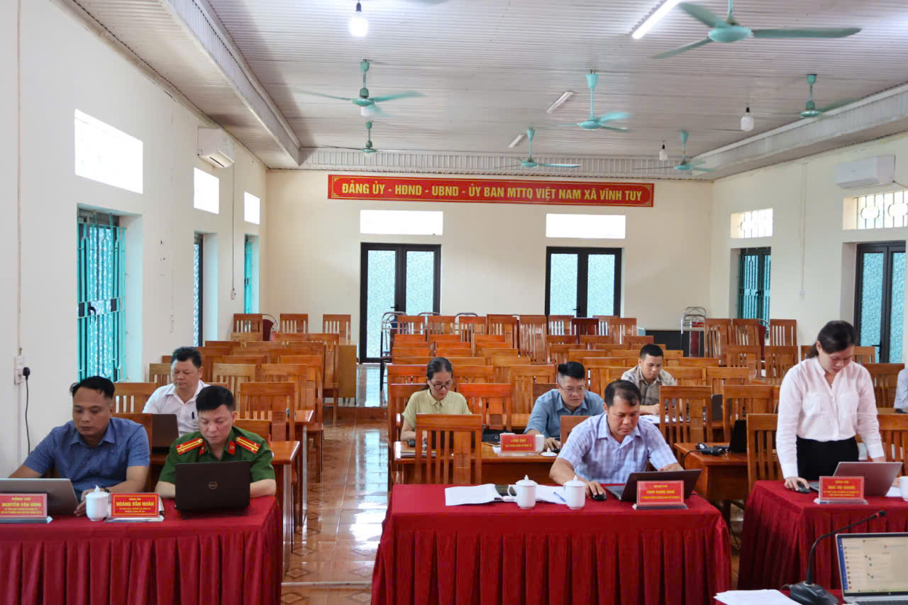Phiên họp tuần 30 tháng 7 1.jpg