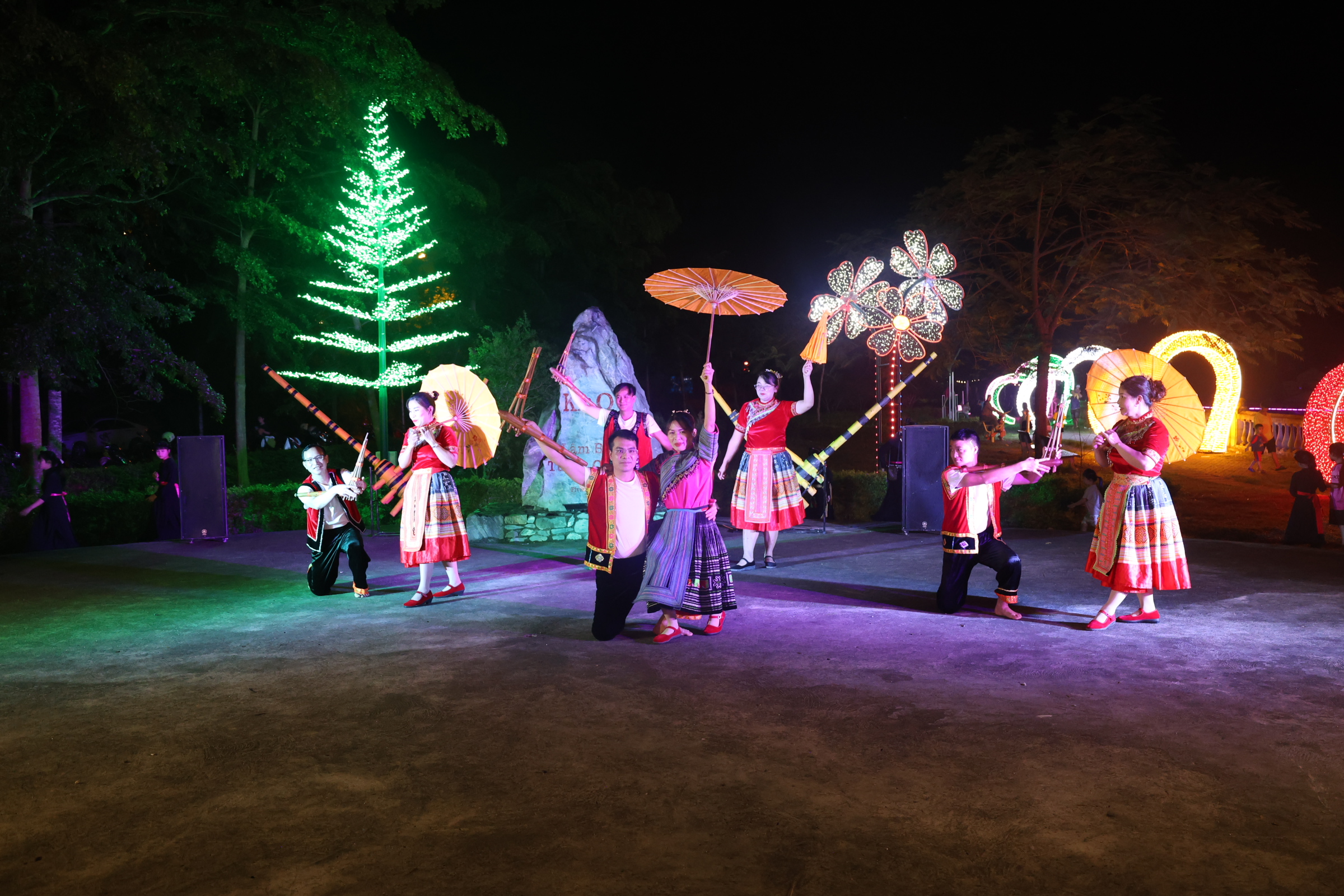 Lâm Bình ra mắt chương trình “Điểm hẹn âm nhạc” tại Kilomet 0