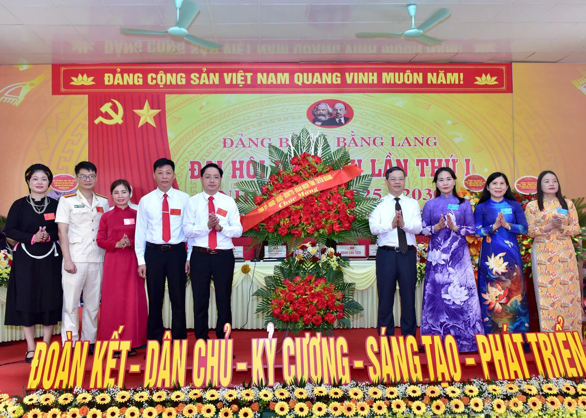 Đồng chí Nguyễn Văn Sơn, Phó Bí thư Tỉnh ủy, Chủ tịch HĐND tỉnh: Bằng Lang phải tập trung phát triển kinh tế nhanh và bền vững