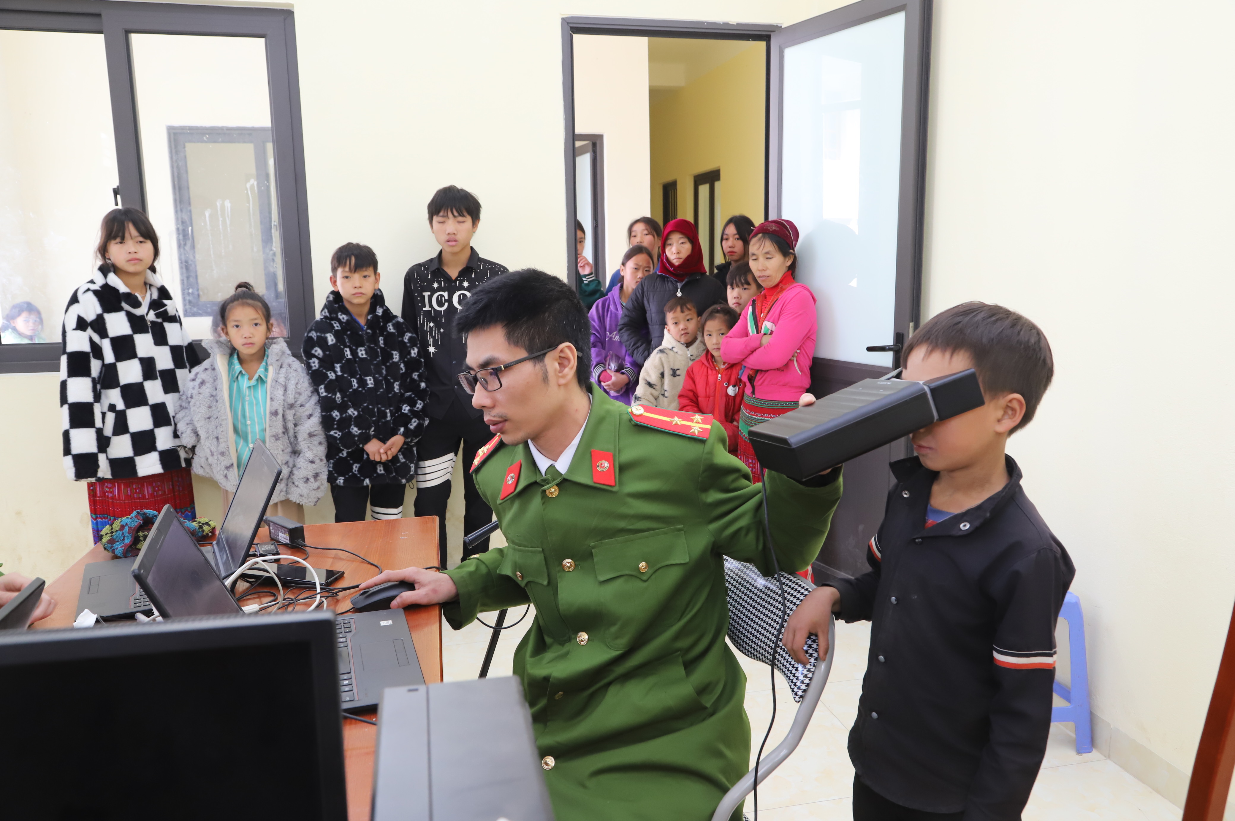 Tập trung triển khai thực hiện Đề án số 06, thúc đẩy chuyển đổi số