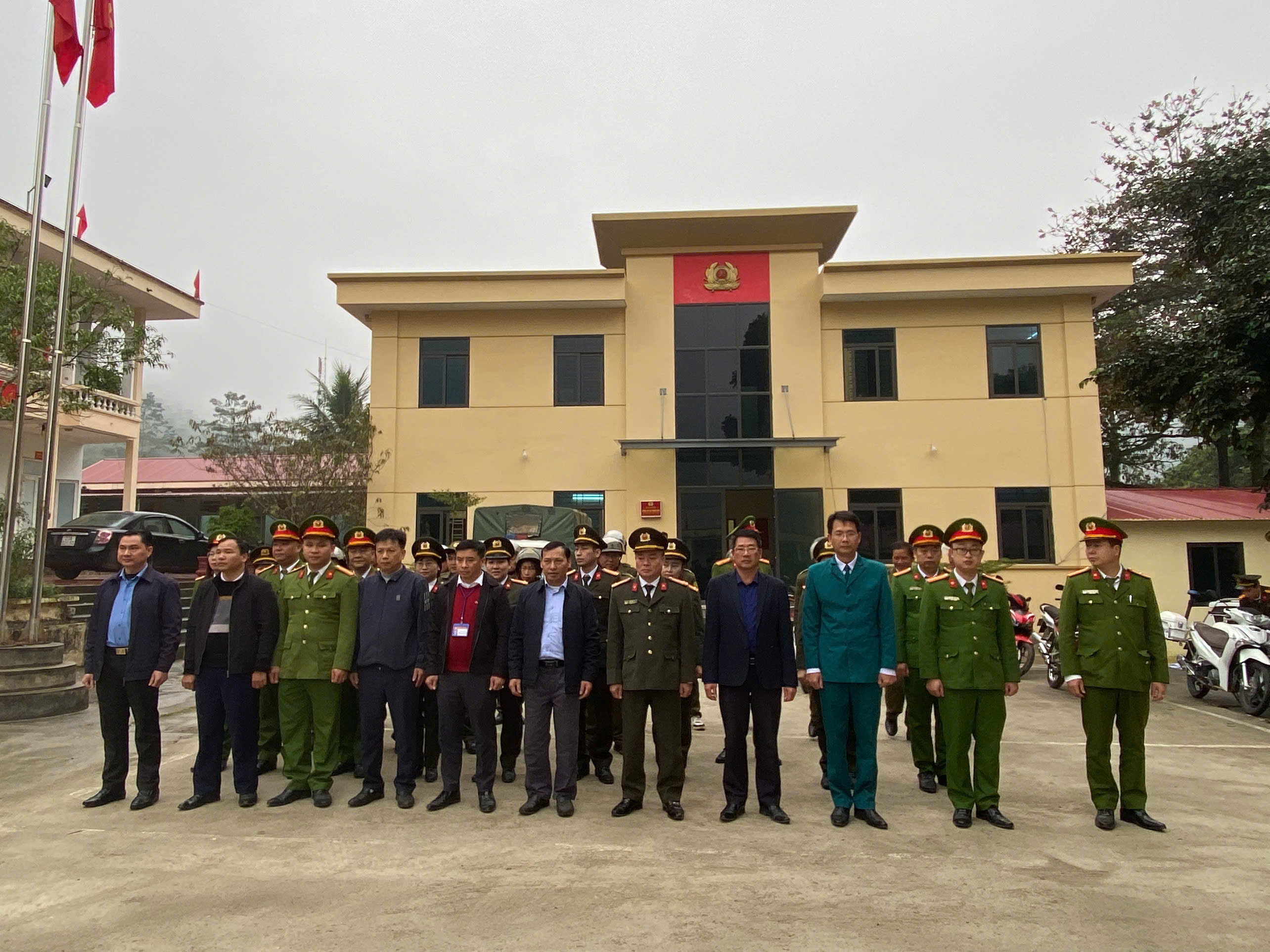 RA QUÂN CAO ĐIỂM TẤN CÔNG, TRẤN ÁP TỘI PHẠM TRÊN ĐỊA BÀN XÃ MINH TÂN