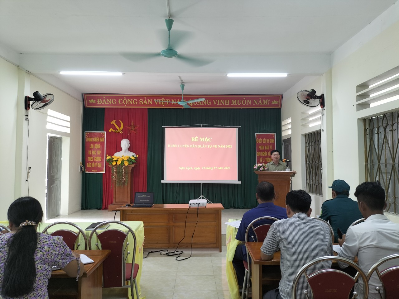 Bế mạc Huấn luyện dân quân tự vệ năm 2021