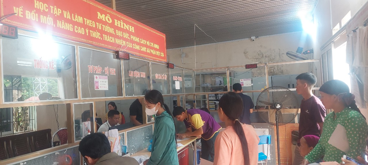 xã Niêm Sơn tiếp tục thực hiện tốt công tác cải cách hành chính năm 2025