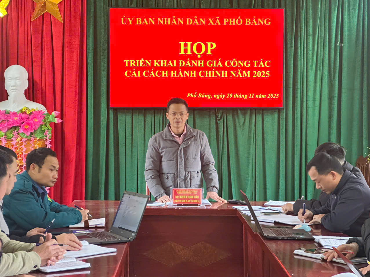 UBND XÃ PHỐ BẢNG HỌP TRIỂN KHAI VÀ ĐÁNH GIÁ CÔNG TÁC CẢI CÁCH HÀNH CHÍNH NĂM 2025