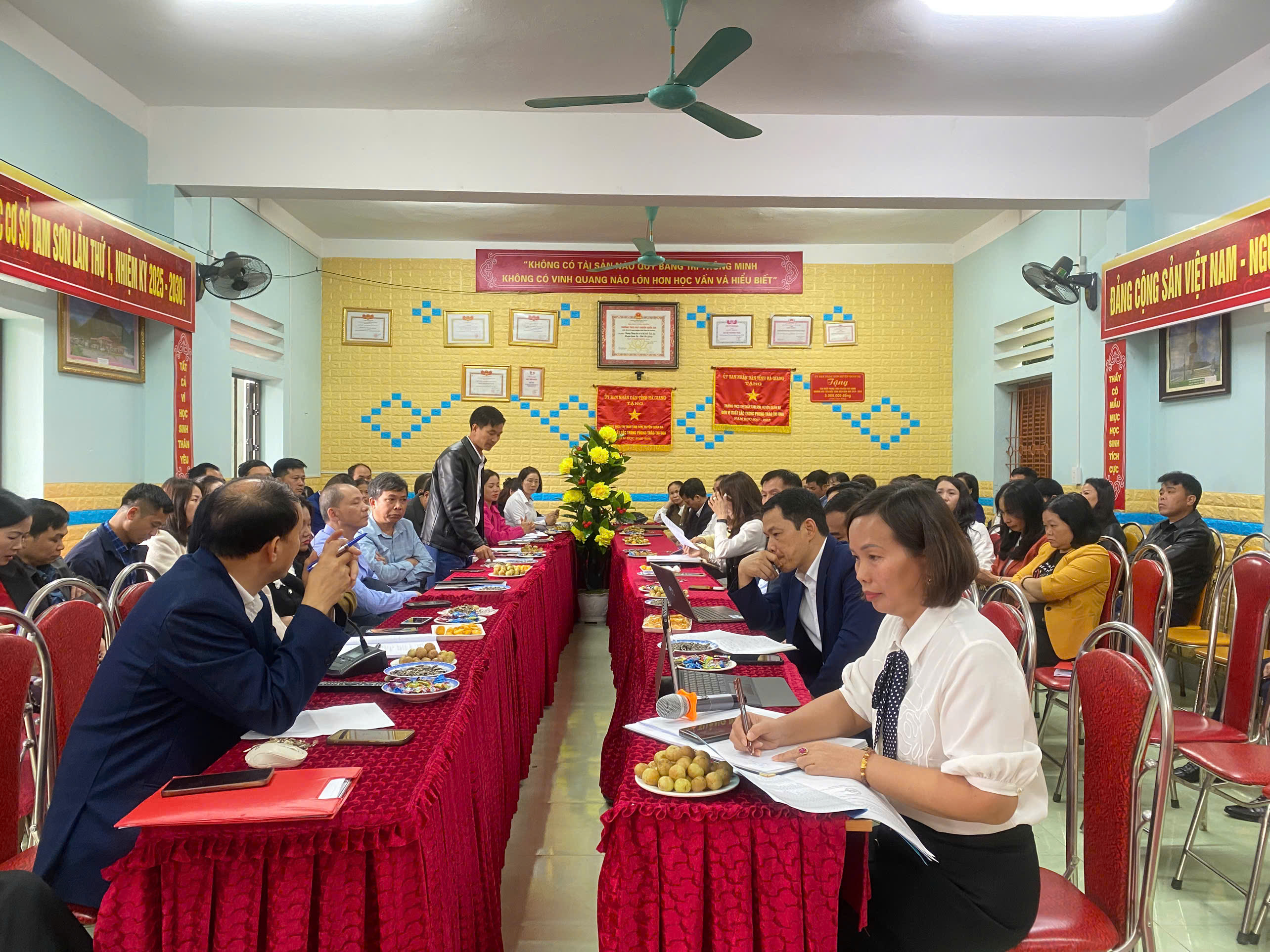 Sinh hoạt cụm chuyên môn tháng 10 năm học 2025-2026