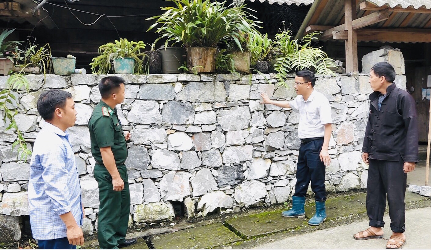 Quản Bạ: Sôi nổi thi đua cao điểm trong tuyên truyền, cụ thể hoá thực hiện quy định 144 của Bộ chính trị.