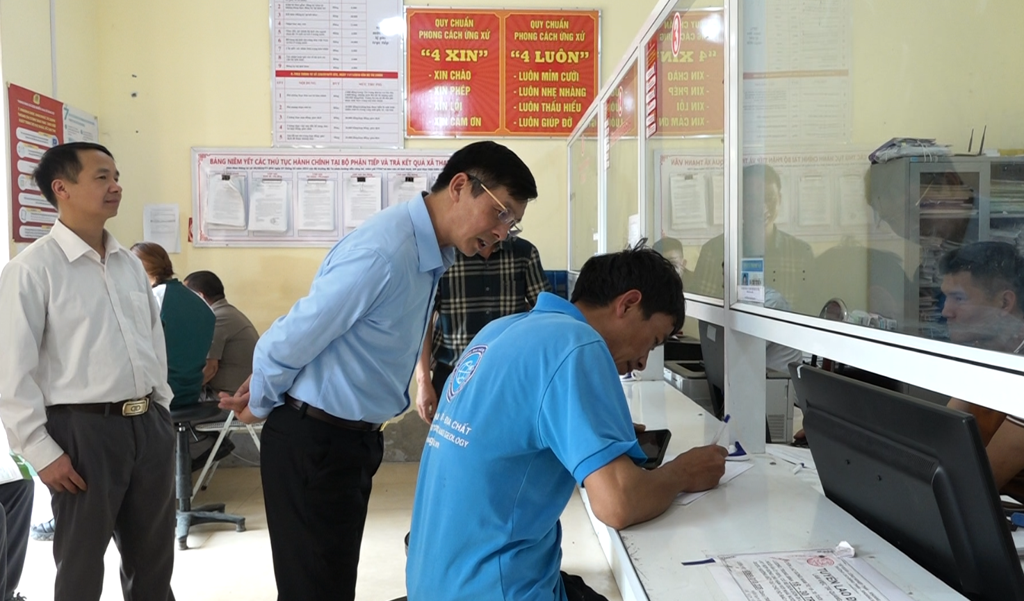 Đẩy mạnh công tác cải cách hành chính.