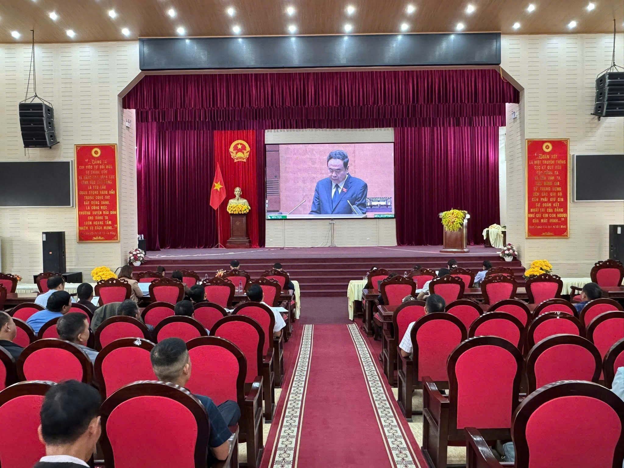 Hội nghị toàn quốc quán triệt Chỉ thị của Bộ Chính trị, triển khai công tác bầu cử đại biểu Quốc hội khóa XVI và đại biểu Hội đồng nhân dân các cấp nhiệm kỳ 2026-2031