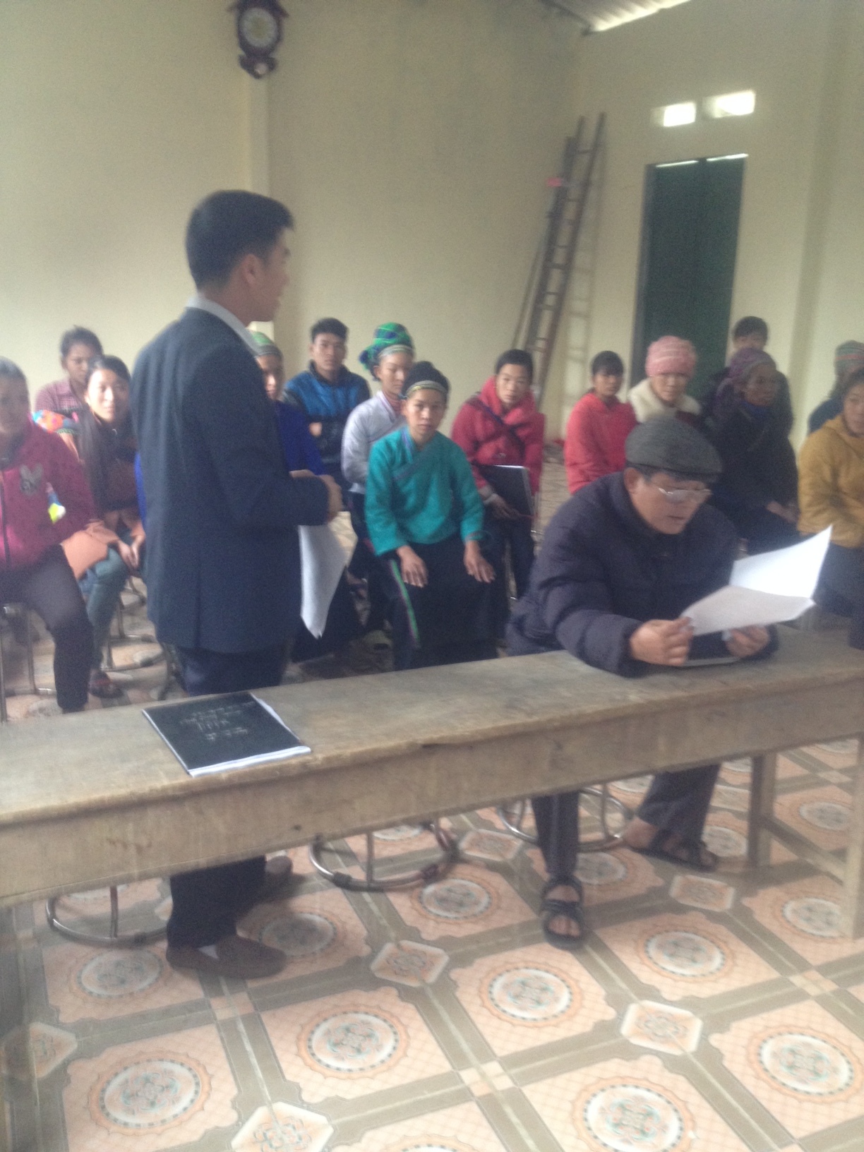 Nhóm tín dụng TK thôn Năm Là xã Quảng Nguyên tổ chức hội nghị tổng kết nhóm năm 2017