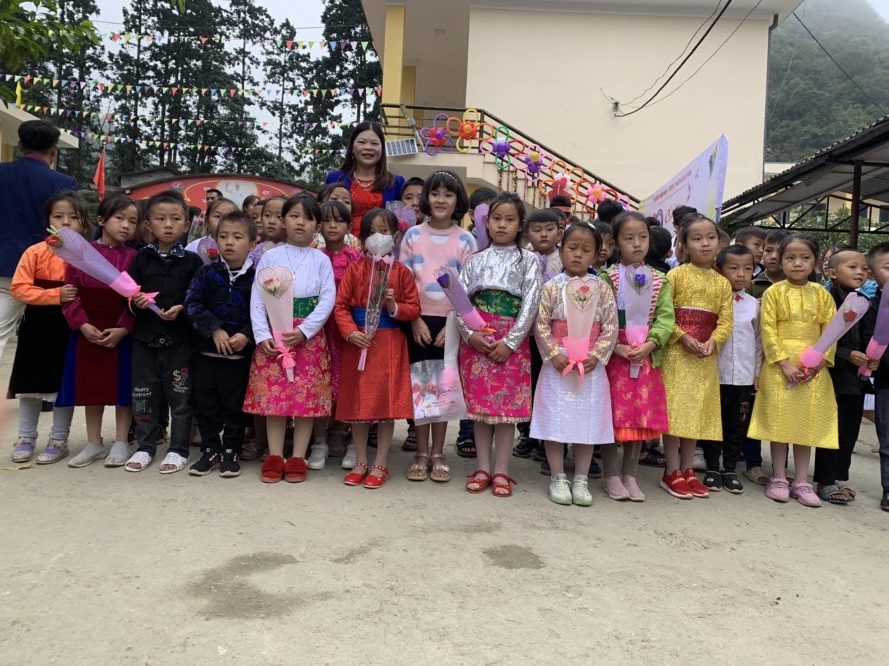 Tấm gương người tốt việc tốt