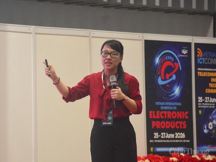 Bà Cao Cẩm Linh khẳng định: Chuyển đổi số còn là chìa khóa giúp doanh nghiệp thích ứng với xu thế “logistics xanh” trên toàn cầu.