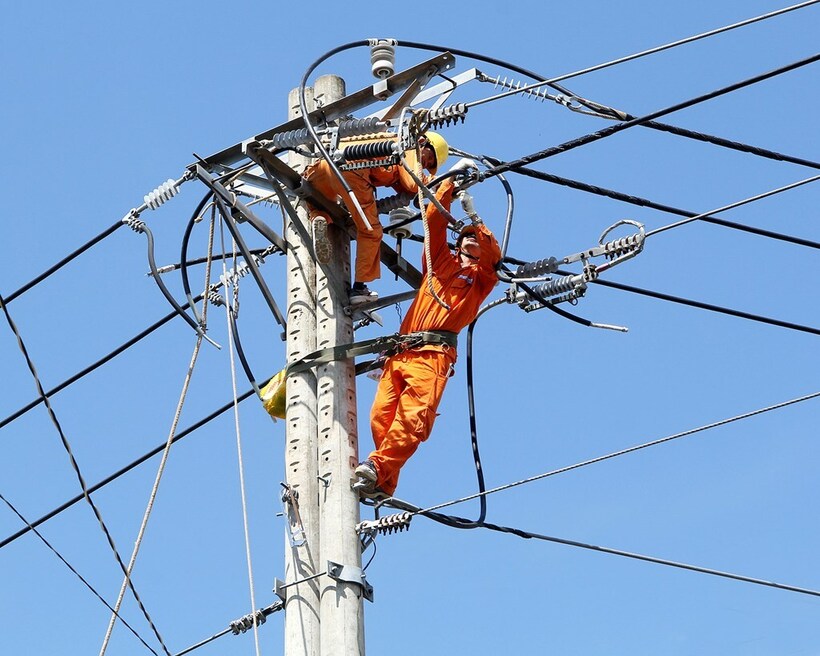 Bộ Công Thương chỉ đạo quyết liệt, bảo đảm cung cấp điện trong mùa nắng nóng