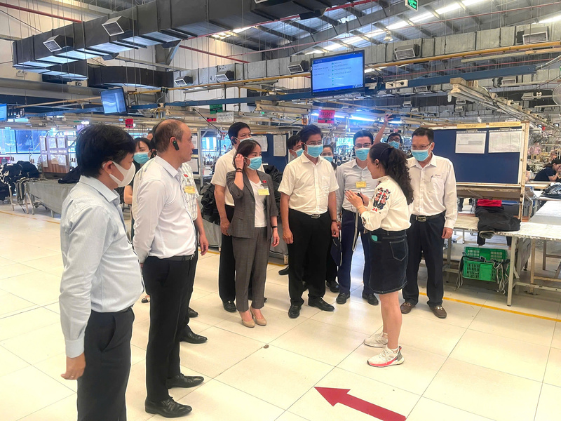 Cơ quan thẩm tra đi thực tế tại doanh nghiệp tiêu thụ năng lượng lớn tại phía Nam. Ảnh: CTV