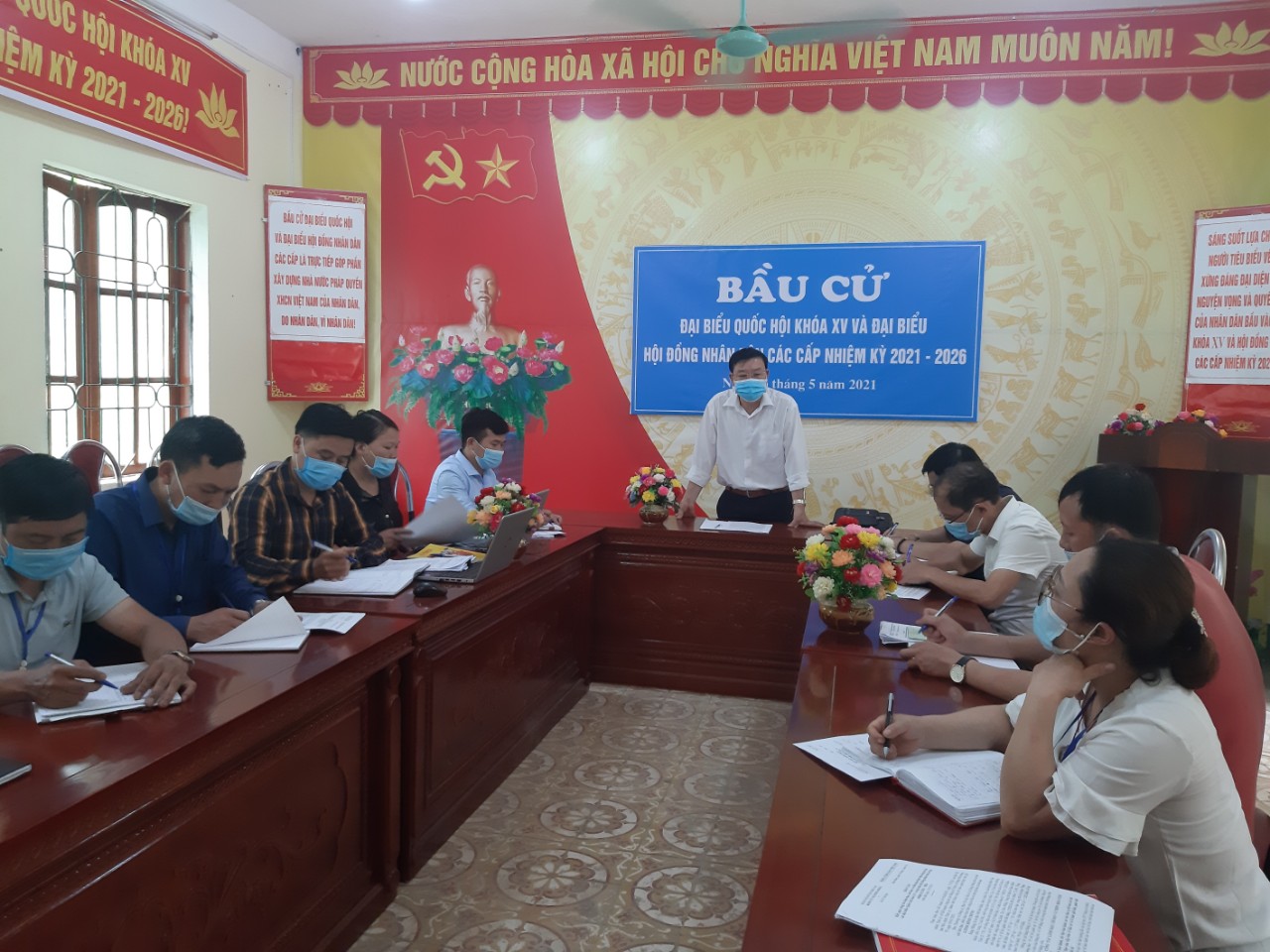 Kiểm tra công tác chuẩn bị của các tổ bầu cử đại biểu Quốc hội khóa XV và đại biểu Hội đồng nhân dân các cấp nhiệm kỳ 2021 – 2026.
