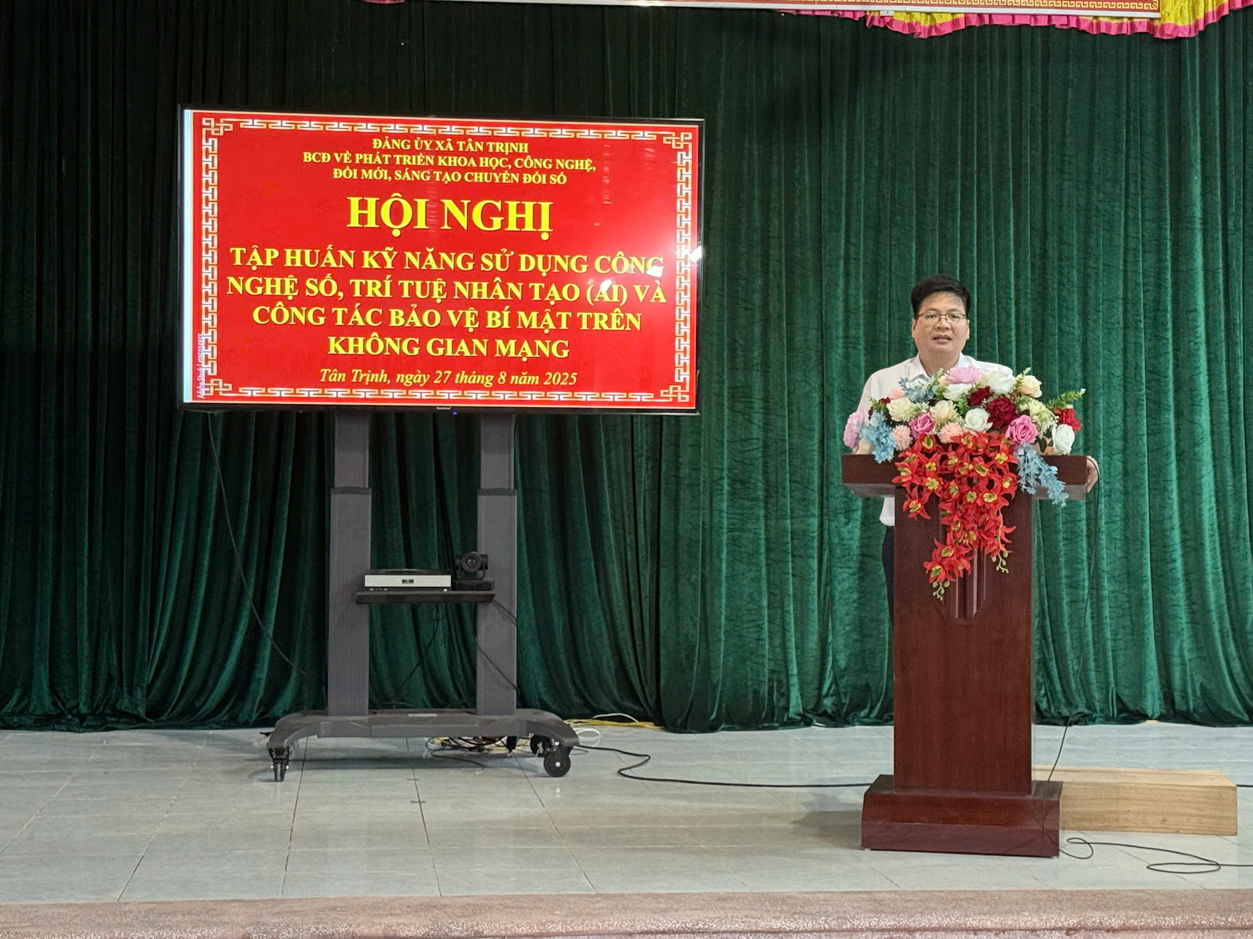 Hội nghị tập huấn kỹ năng sử dụng công nghệ số, trí tuệ nhân tạo (AI)  và công tác bảo vệ bí mật trên trên không gian mạng