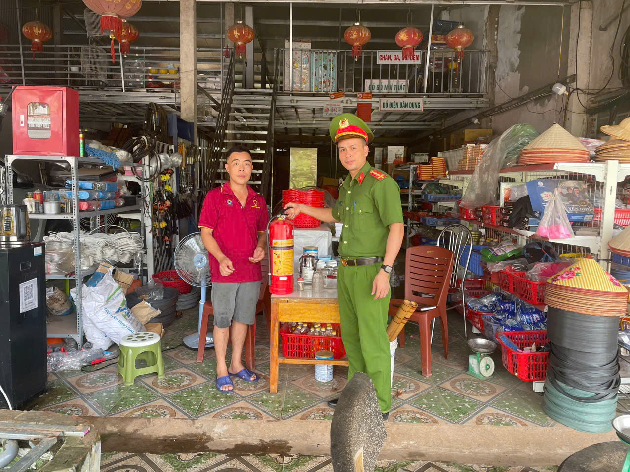 XÃ TÂN TRỊNH TĂNG CƯỜNG CÔNG TÁC TUYÊN TRUYỀN, TRIỂN KHAI PHÒNG CHÁY CHỮA CHÁY SAU SÁP NHẬP ĐỊA GIỚI HÀNH CHÍNH