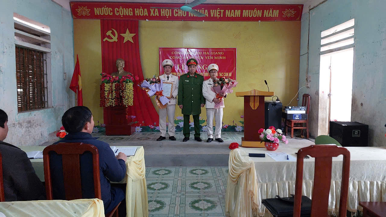 Xã Thắng Mố, Công an huyện Yên Minh đã tổ chức Lễ công bố Quyết định của Giám đốc Công an tỉnh Hà Giang về công tác cán bộ./.