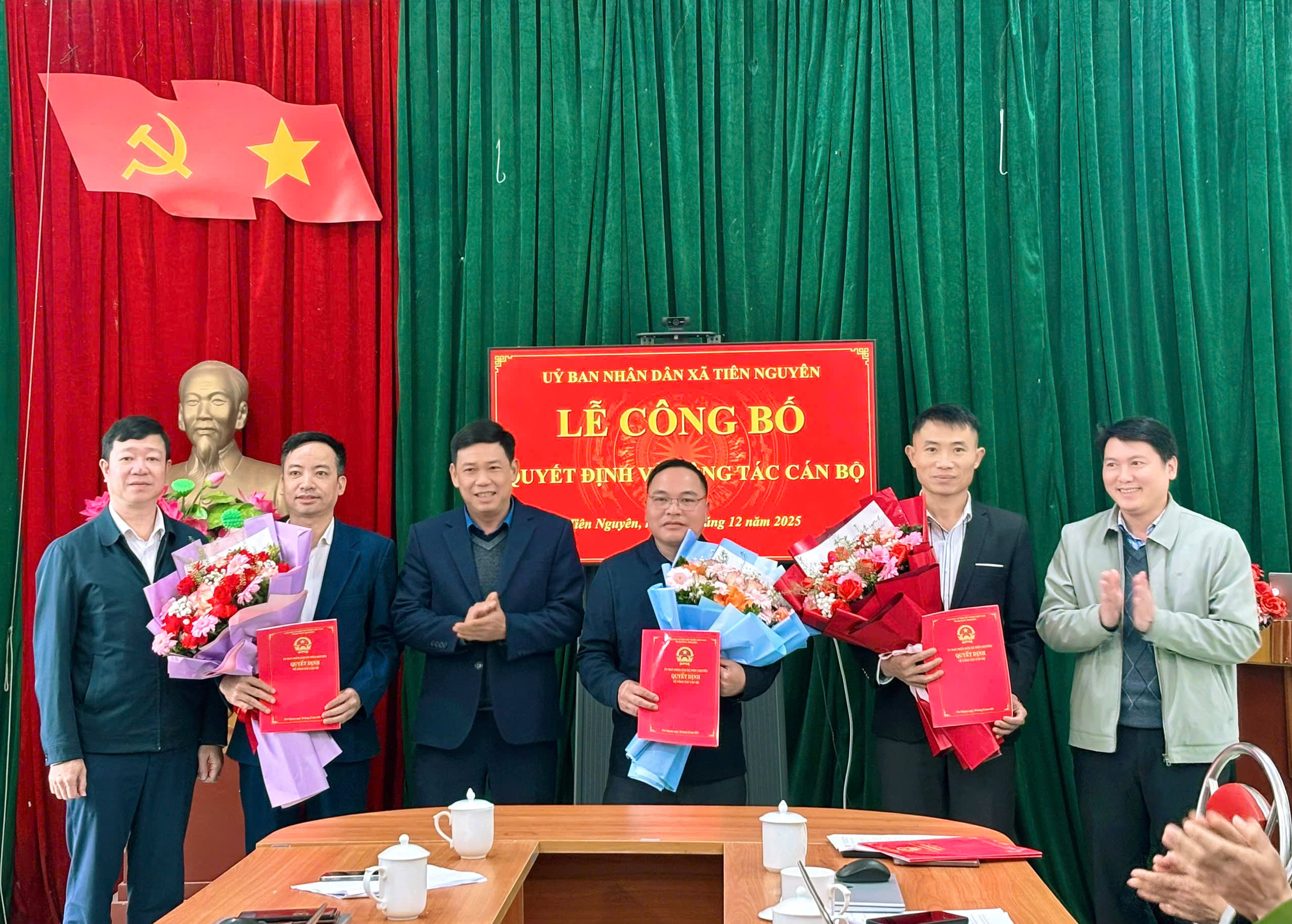 Tiên Nguyên công bố các Quyết định về tổ chức bộ máy, cán bộ