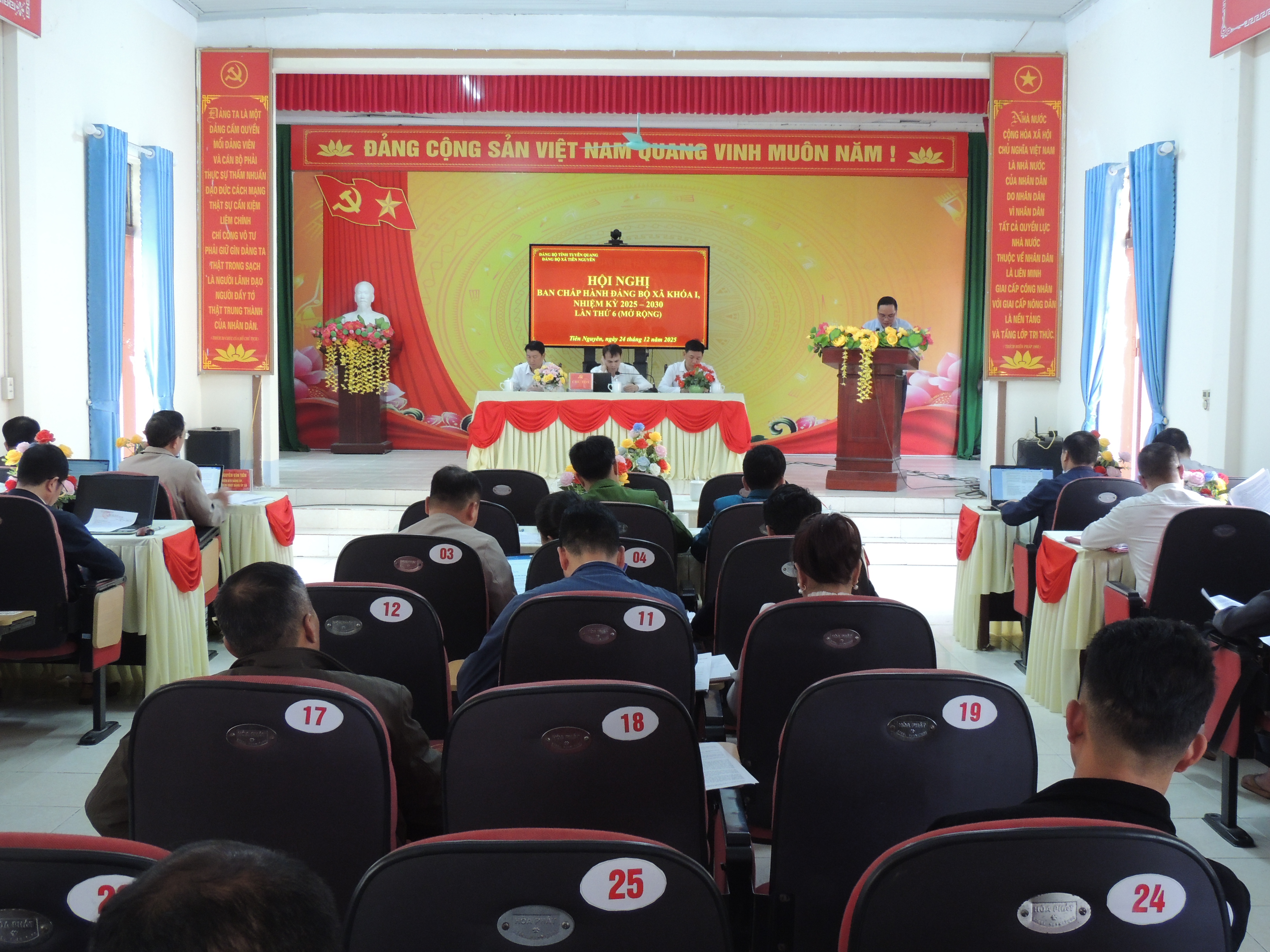 HỘI NGHỊ BAN CHẤP HÀNH ĐẢNG BỘ XÃ TIÊN NGUYÊN (MỞ RỘNG)