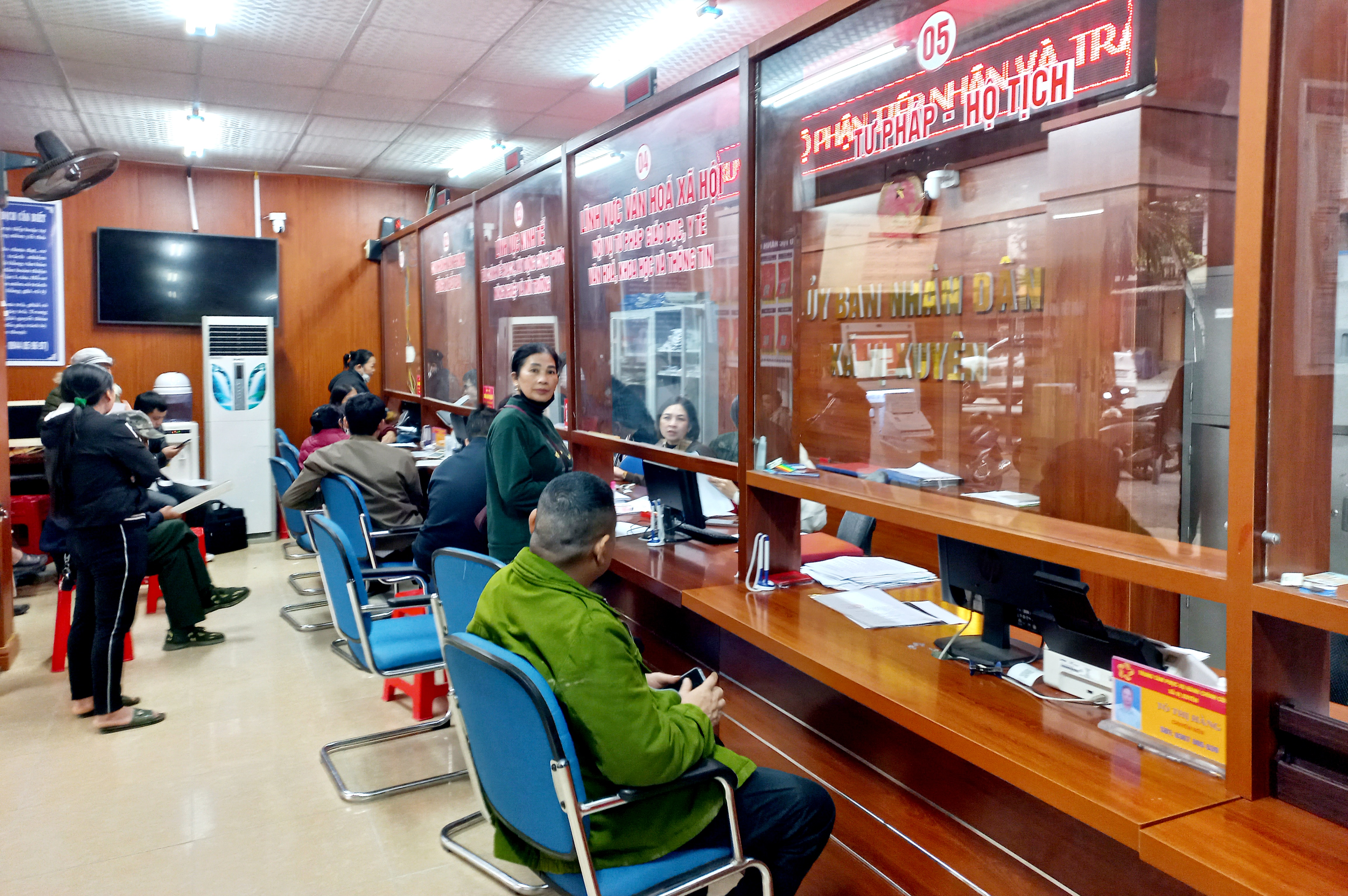 HĐND xã Vị Xuyên giám sát công tác Cải cách hành chính.