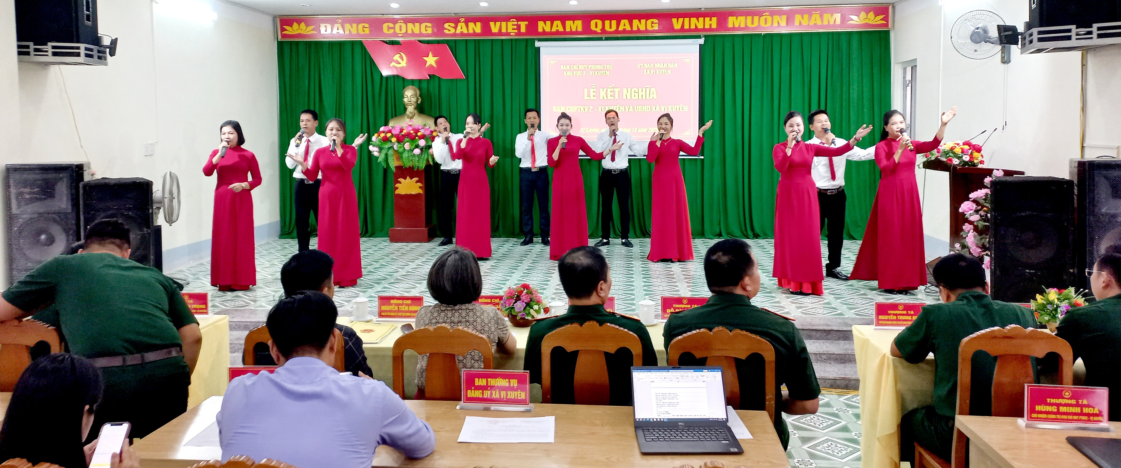 Lễ kết nghĩa giữa Ban Chỉ huy phòng thủ khu vực 2 -Vị Xuyên với UBND xã Vị Xuyên.