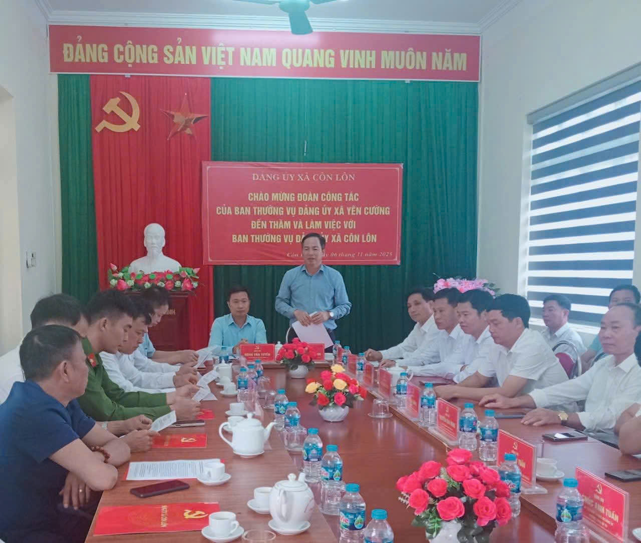 Đoàn công tác của đảng ủy xã Yên Cường thăm, khảo sát và làm việc tại xã Côn Lôn tỉnh Tuyên Quang