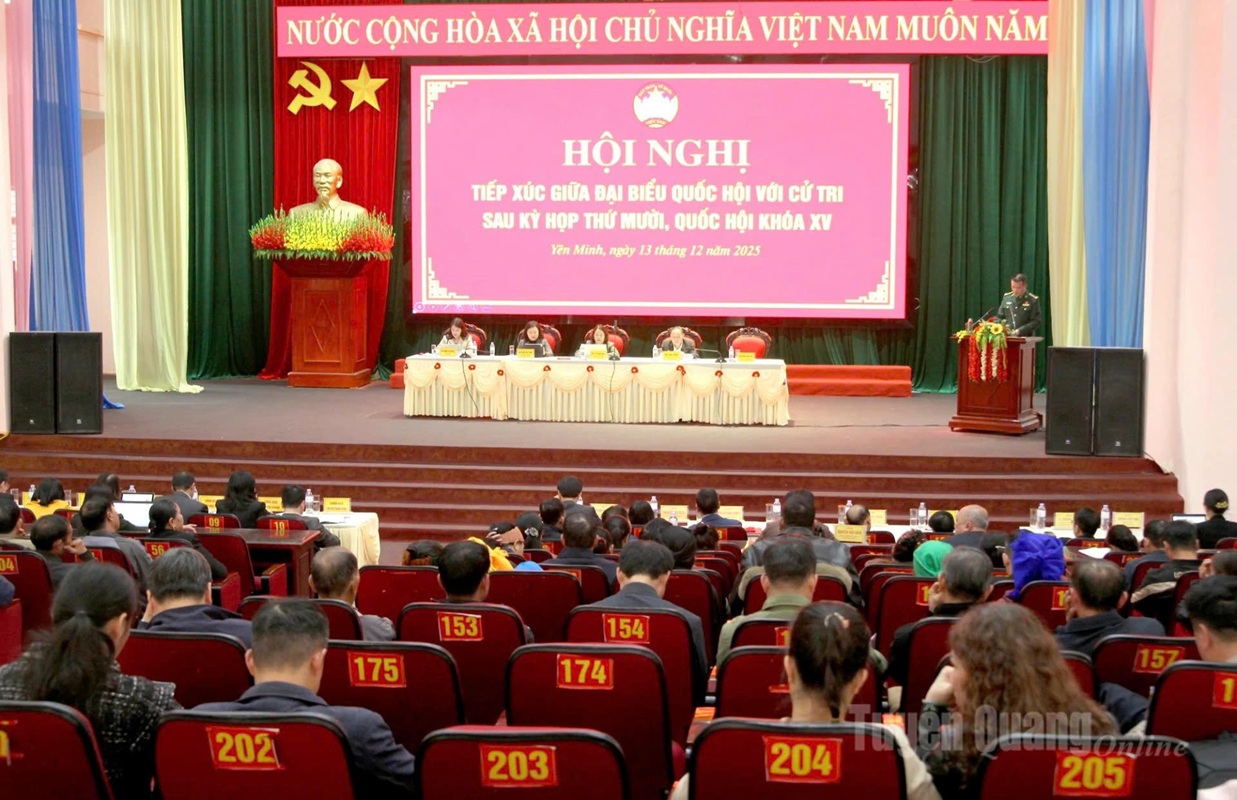 Đoàn đại biểu Quốc hội khóa XV tỉnh tiếp xúc cử tri tại xã Yên Minh