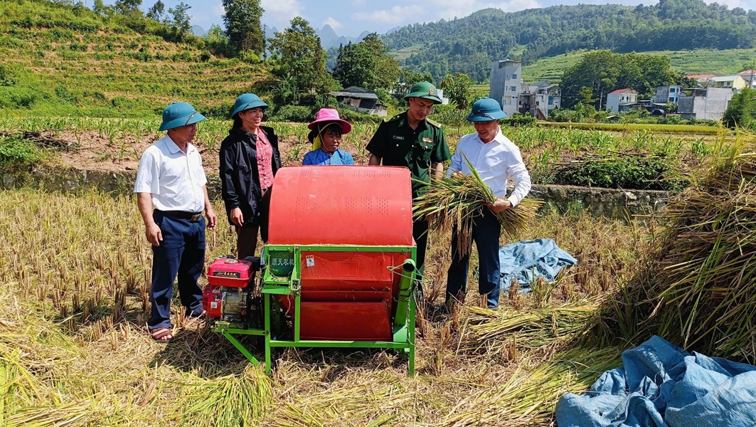 PHÁT HUY VAI TRÒ CỦA CÁN BỘ BIÊN PHÒNG TĂNG CƯỜNG CÁC XÃ BIÊN GIỚI SAU SÁP NHẬP ĐƠN VỊ HÀNH CHÍNH CẤP XÃ