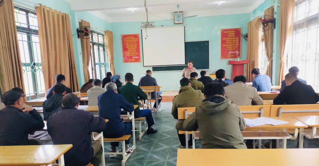 Tập huấn nghiệp vụ công tác Hội cho chi hội trưởng nông dân