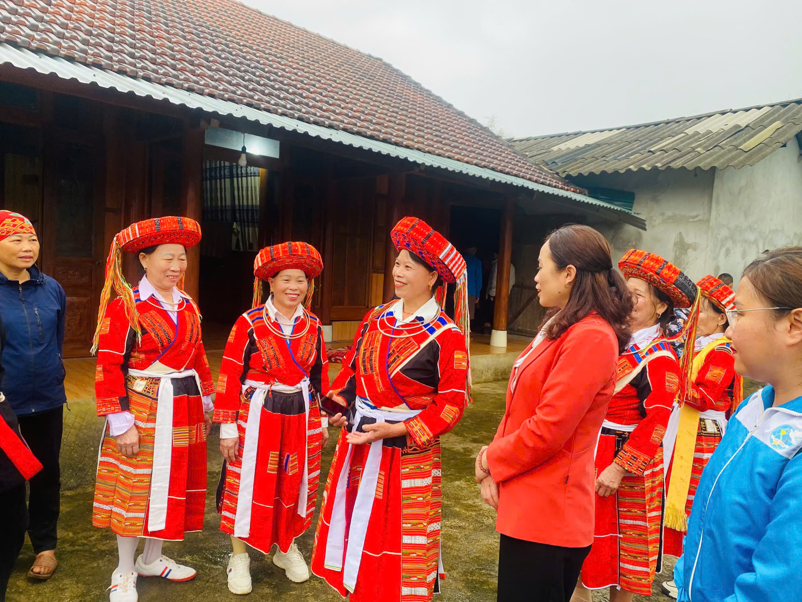 BUỔI SINH HOẠT LIÊN KẾT 4 HỘI, 4 CHI QUÝ I TRIỂN KHAI PHƯƠNG HƯỚNG NHIỆM VỤ QUÝ II NĂM 2025